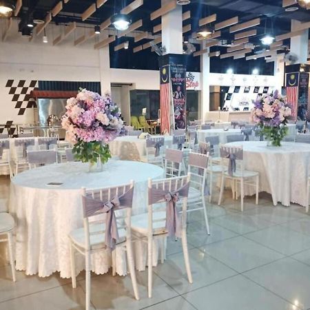 Hype Motorsport Hotel Nilai Zewnętrze zdjęcie